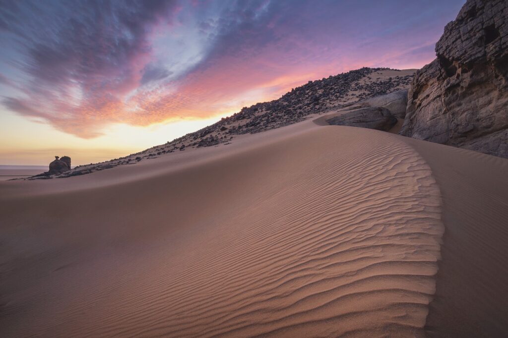 sand, desert, sahara-4492764.jpg